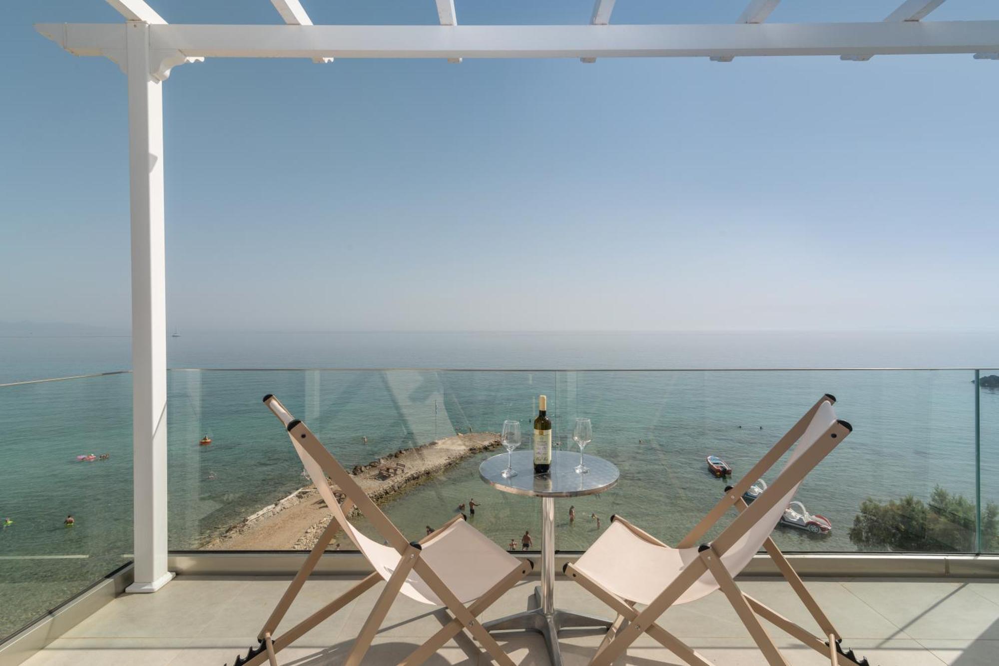 Golden Coast Resort Kypseli Eksteriør bilde